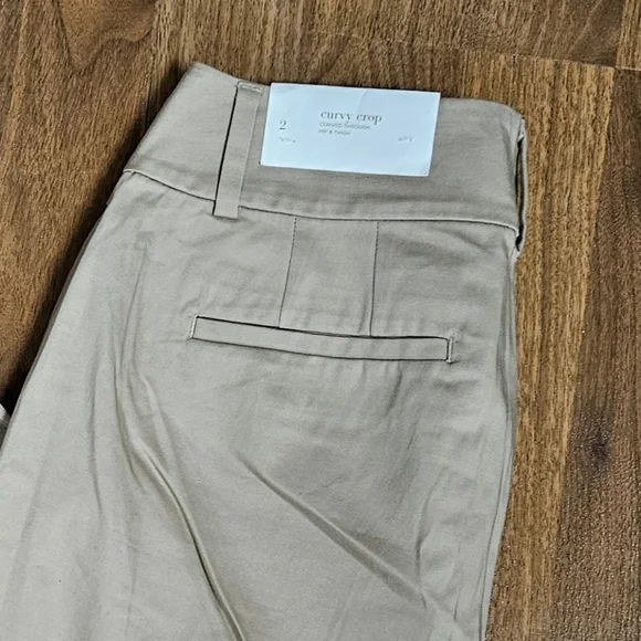 LOFT NWT Curvy Crop women's size 2 khaki pants - Picture 7 of 7